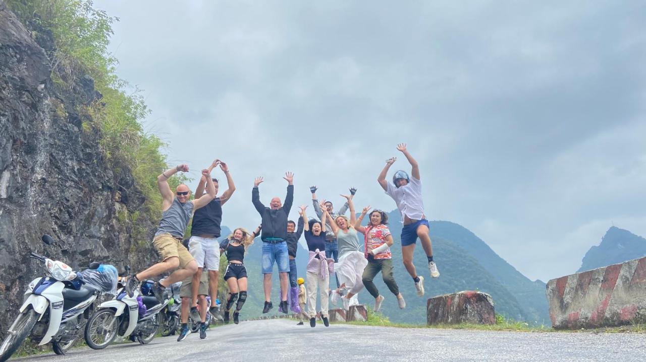 Ha Giang Cozy Hostel Экстерьер фото